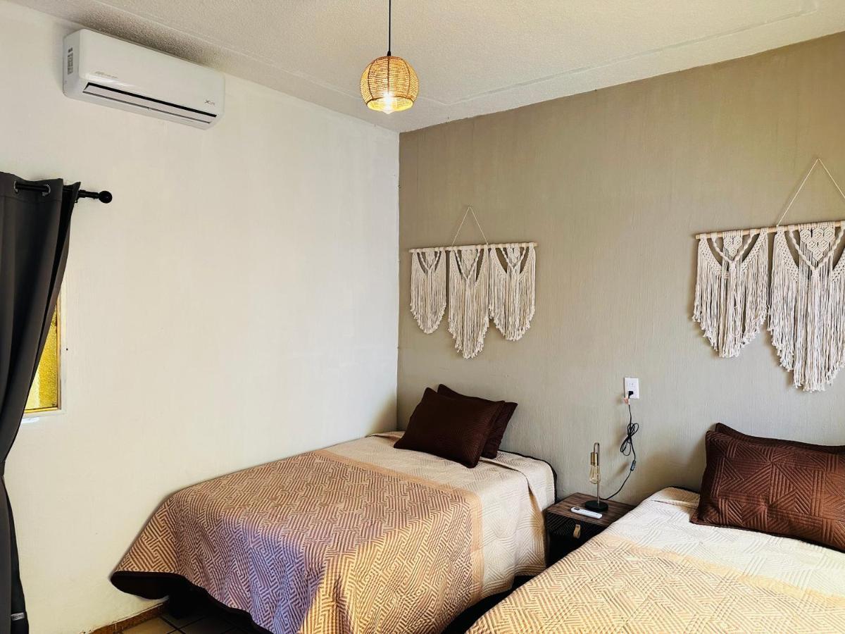 Casa Valentia Villa เตกีลา ภายนอก รูปภาพ