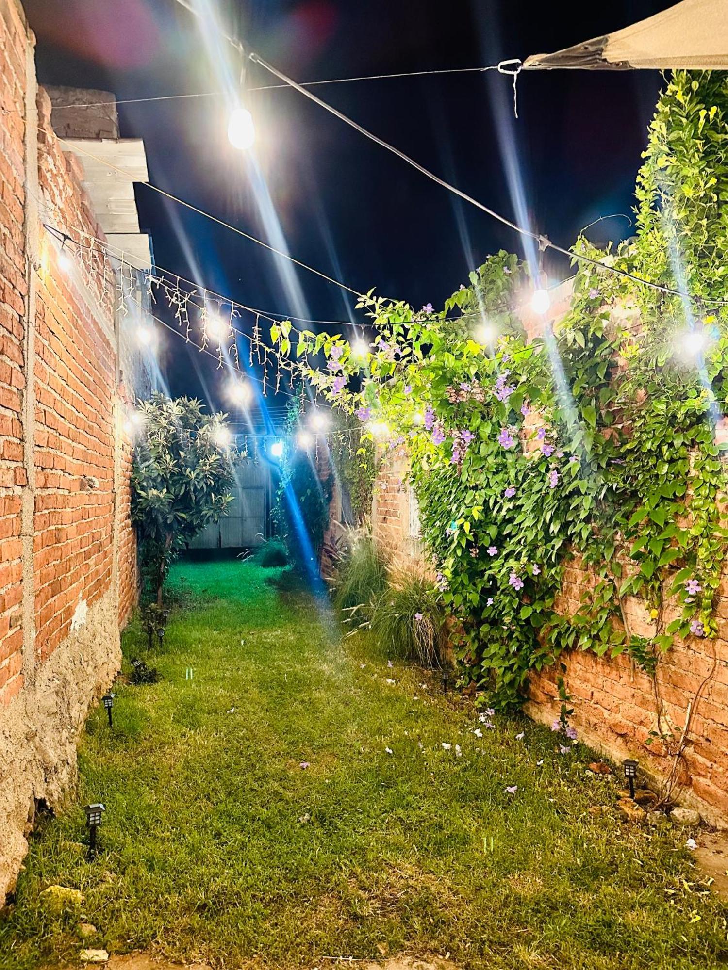 Casa Valentia Villa เตกีลา ภายนอก รูปภาพ